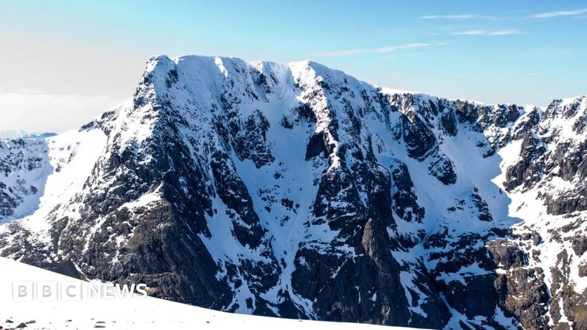 Climber Dies and 23 Rescued on Ben Nevis
