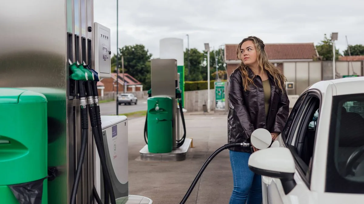 Hidden Dashboard Symbol Saves Drivers Money On Fuel