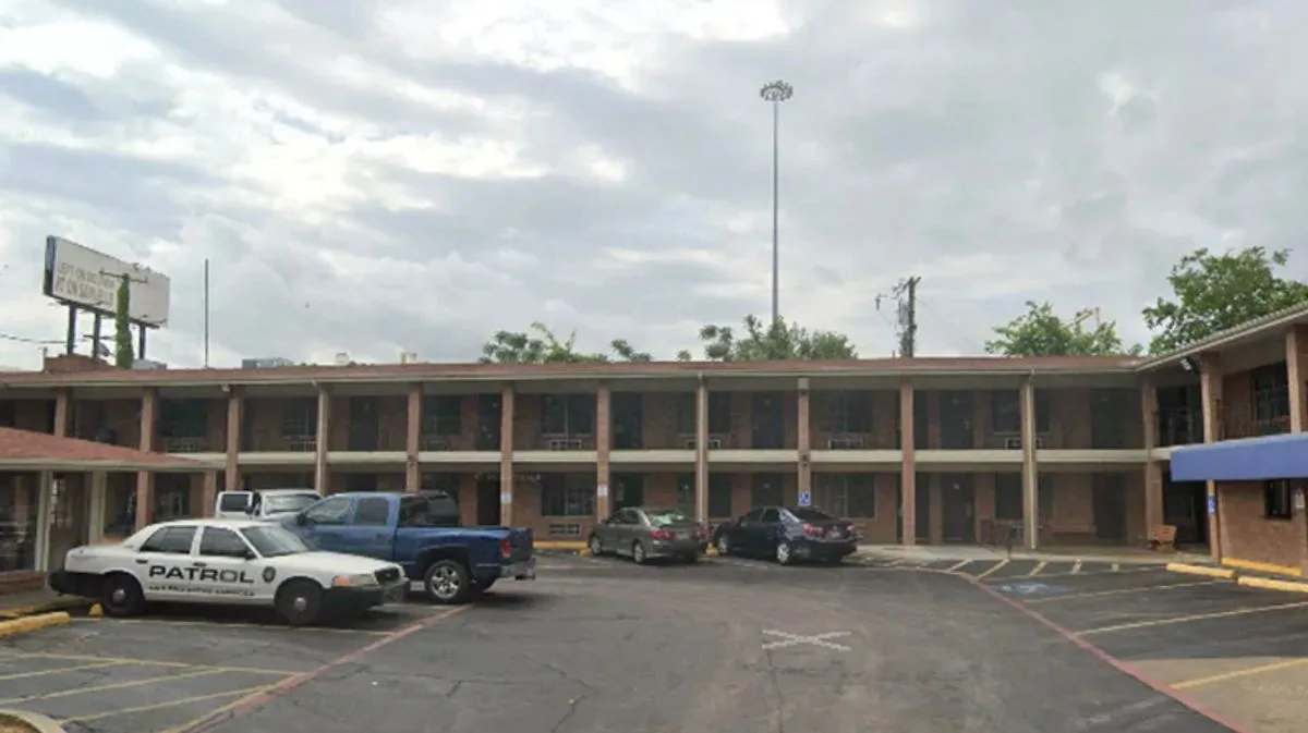 Man Beheaded at Dallas Motel After Argument Over Broken Washing Machine