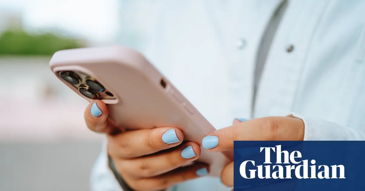 Hugh Grant Supports Social Media Ban For Under 16s