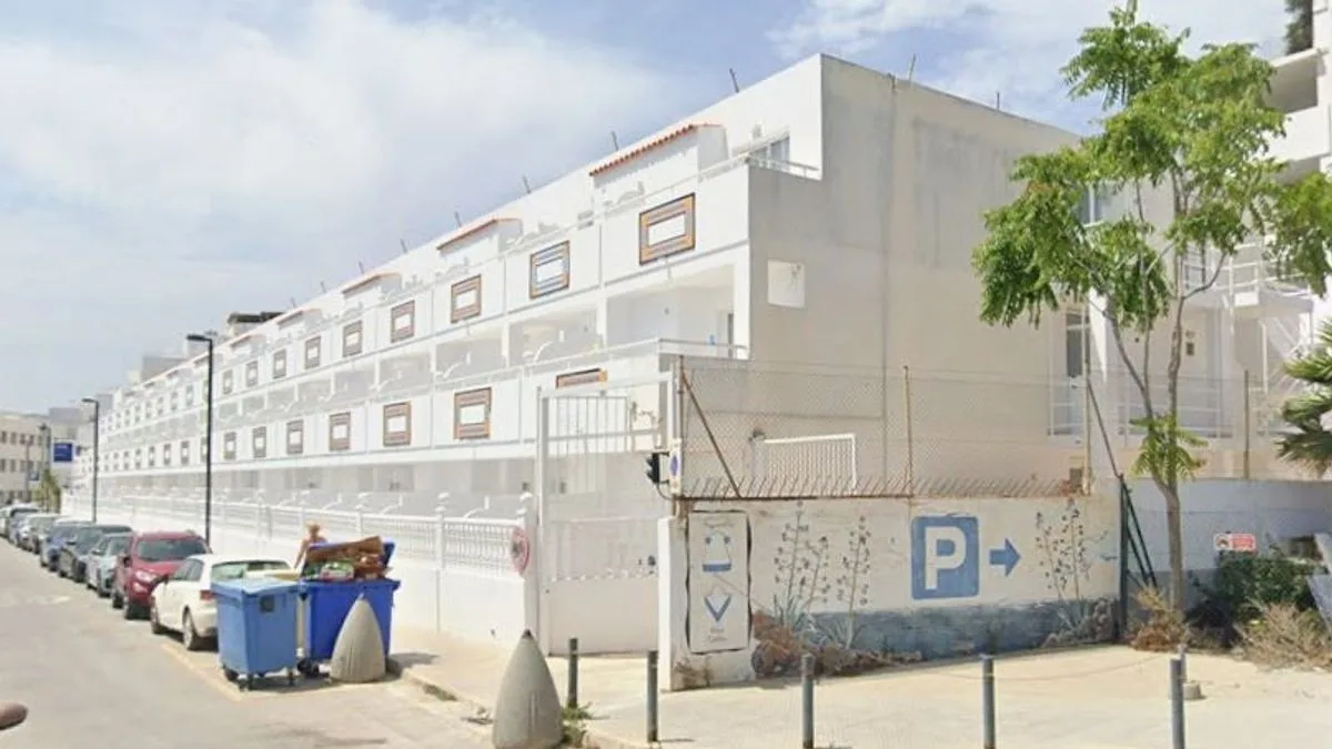 Ibiza Hotel Rockfall Injures British Tourists Amid Storm