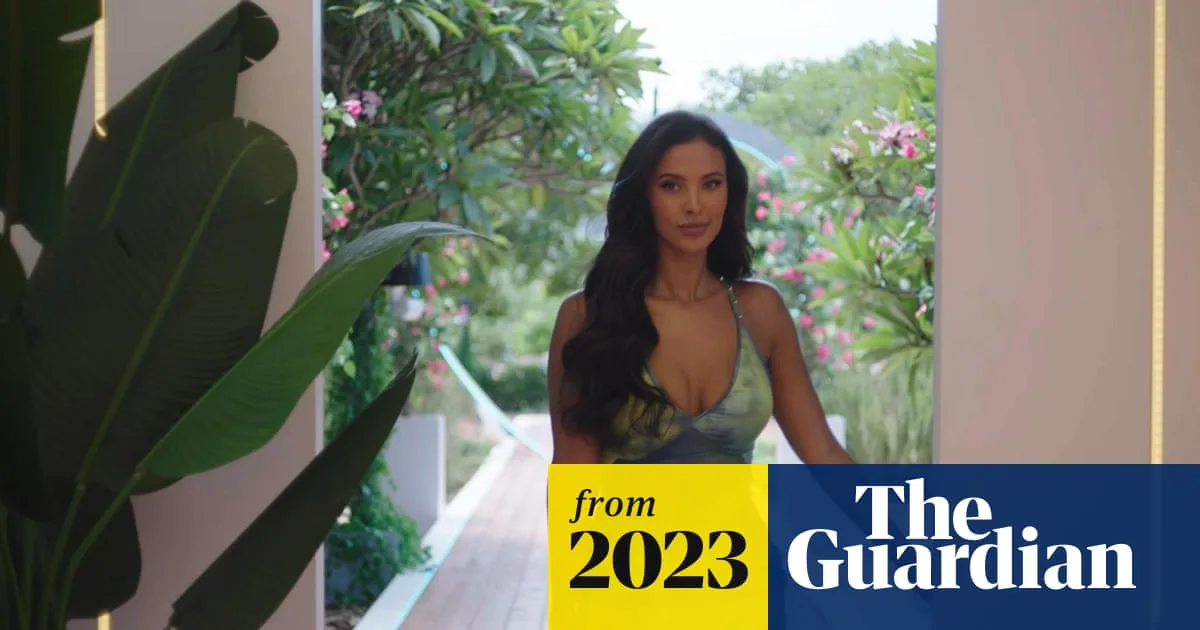 ITV Shares Fall as Ad Revenue Slumps 10% in First Quarter