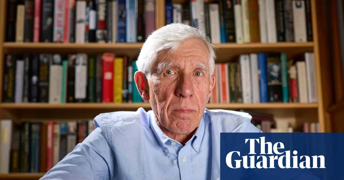 Jack Straw Urges Labour Not to Panic Over Farage Threat