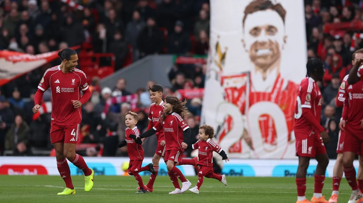 Emotional Anfield Tribute as Jota's Sons Serve as Mascots