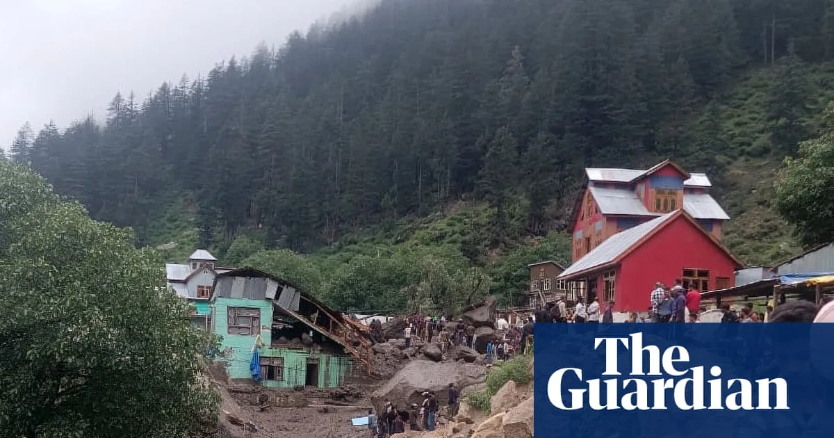 Flash Flood in Indian Kashmir Kills 56, Dozens Missing