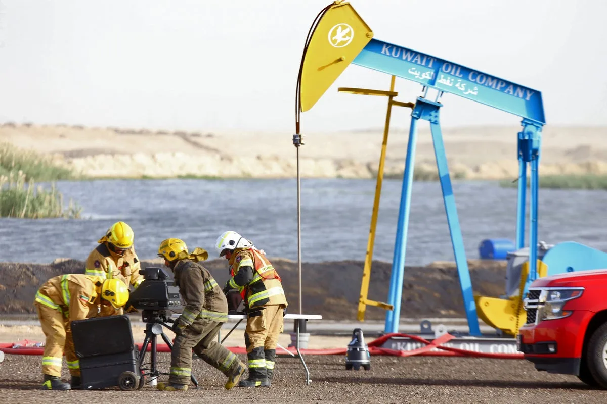 Kuwait Cuts Oil Output as Iran War Blocks Strait of Hormuz