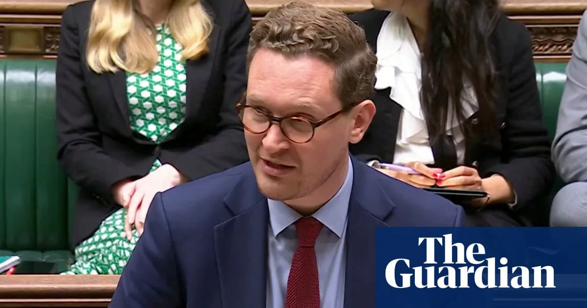 Senior Civil Servants to Receive Bonuses for First Time in Labour's 'Rewire' Plan