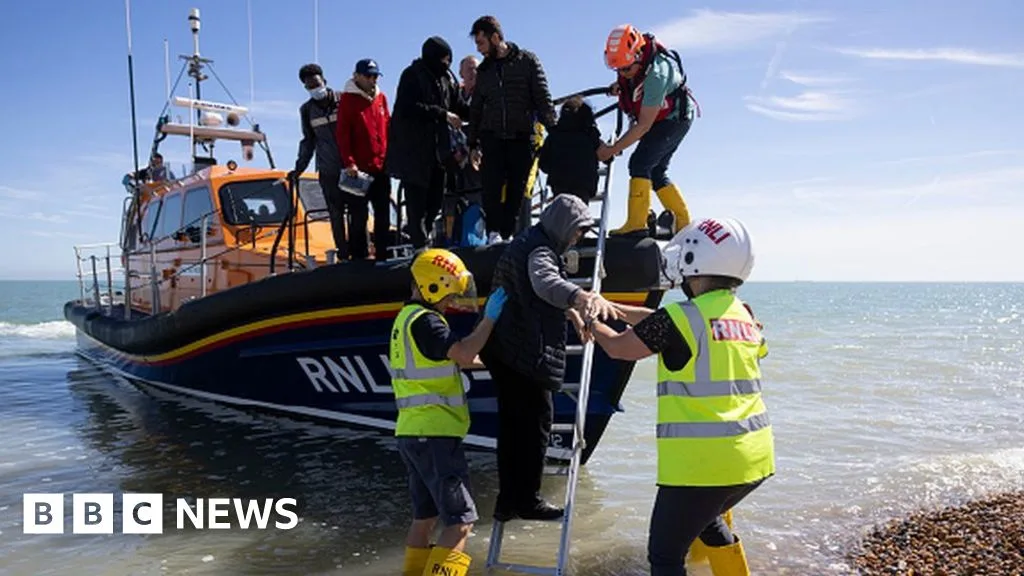Labour Defends Small Boats Plan Amid 'Open Border' Accusations