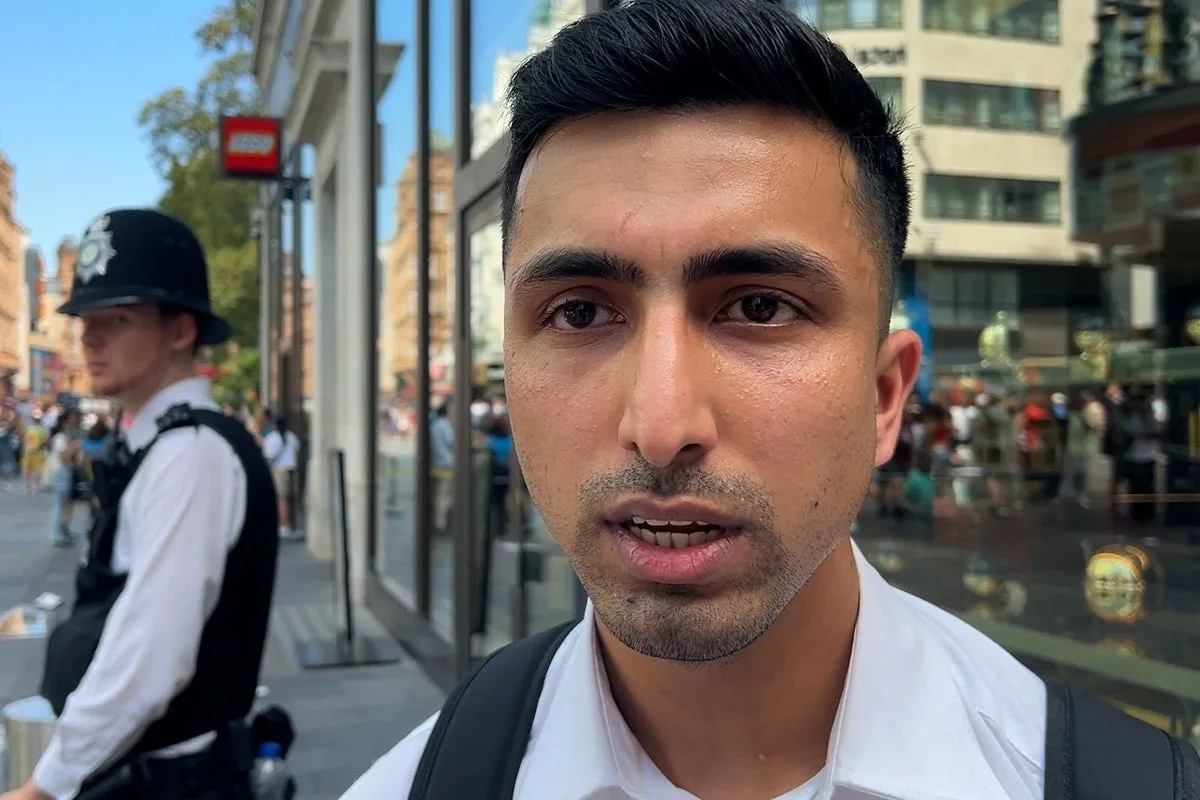 Leicester Square Knifeman Disarmed: Security Guard Calls Victim 'Like a Sister'