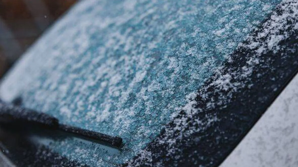 Lemon Juice Hack De-Ices Car Windscreens in Seconds