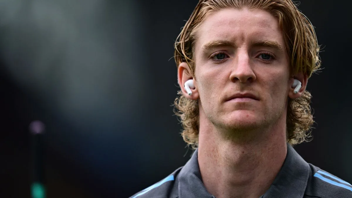 Anthony Gordon to Lead Newcastle Attack Against Liverpool, Says Howe