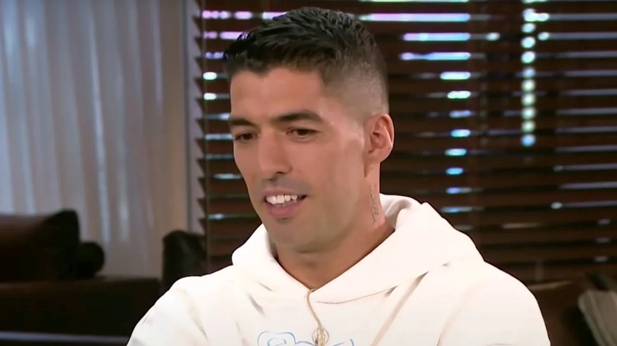 Luis Suarez Advises Julian Alvarez on Liverpool Move: 'Best Decision' to Stay