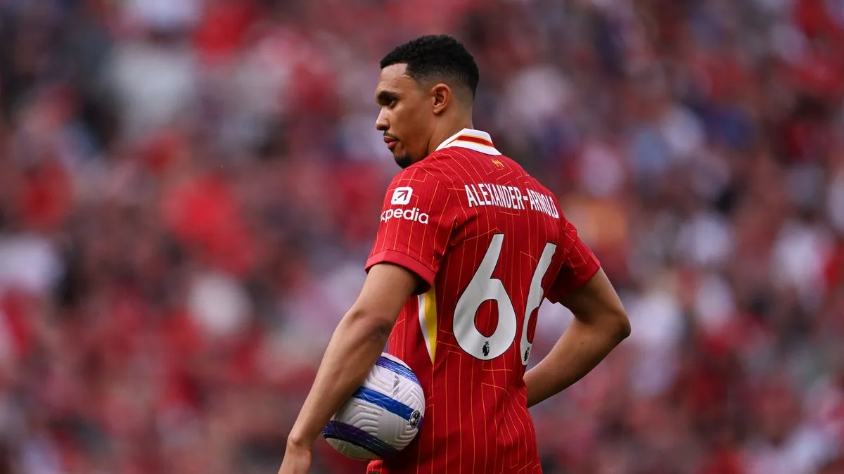 Liverpool Fans Boo Trent Alexander-Arnold in Anfield Return