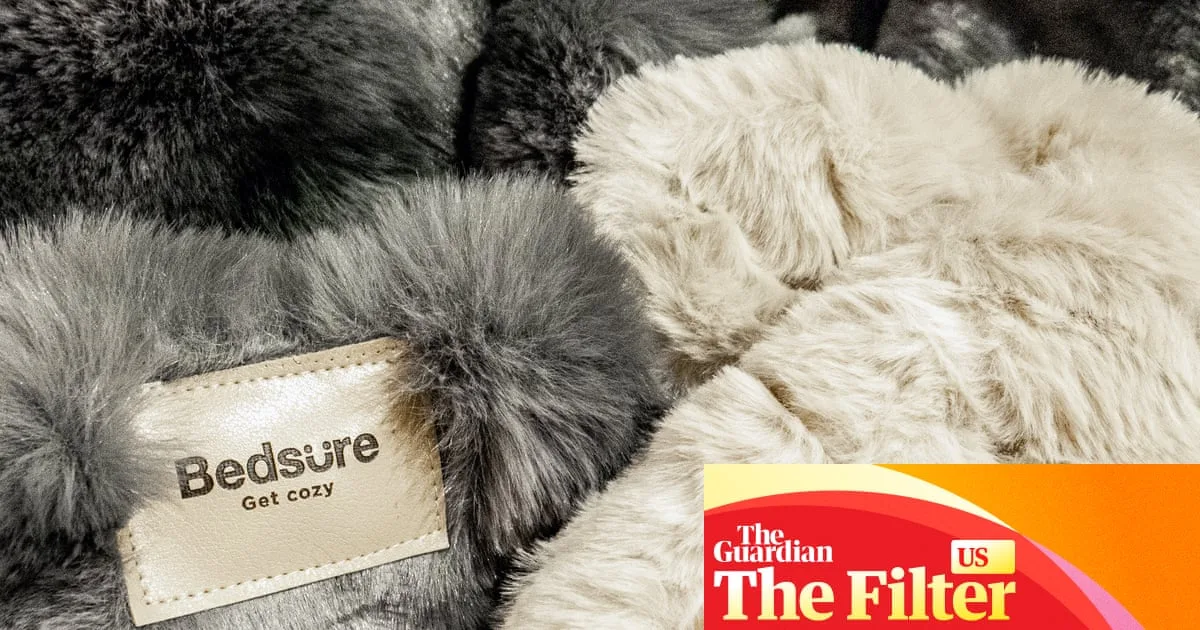 Lola Blankets: Are They Worth the Price? We Tested a Cheaper Dupe