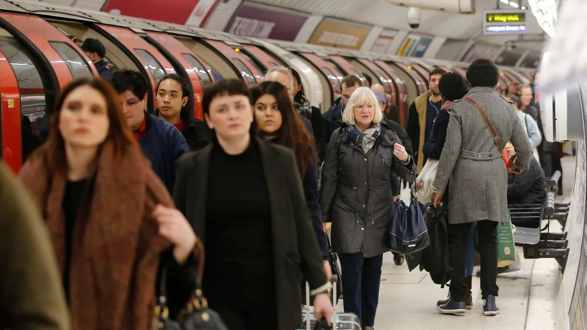 London Commute Chaos As 24-Hour Tube Strike Begins