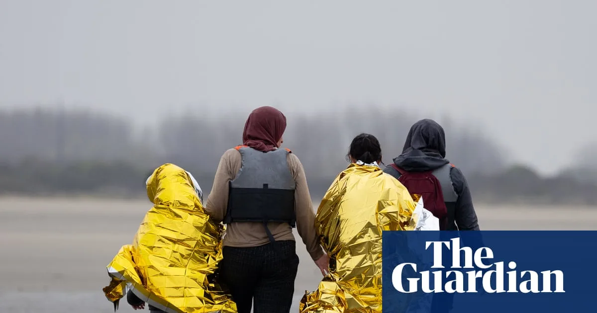 Lone Children Held at UK Detention Centres in France 284 Times Last Year