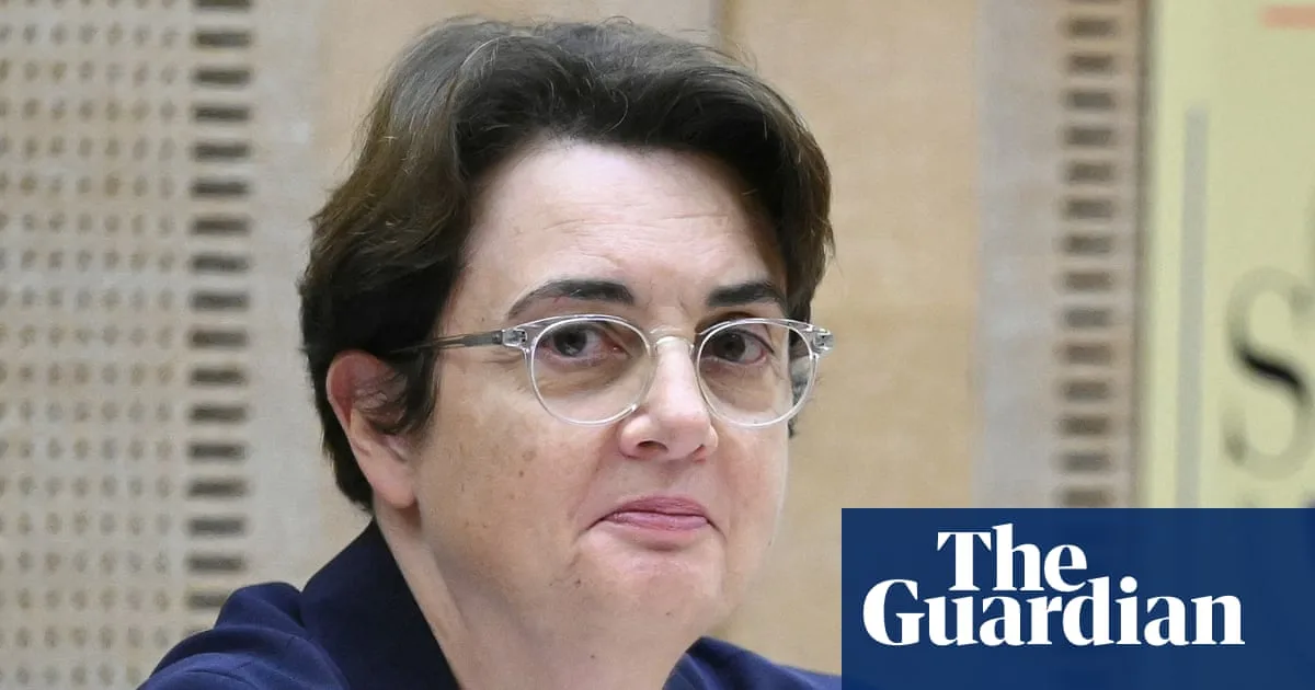 Louvre Director Admits 'Terrible Failure' After €88m Jewel Heist
