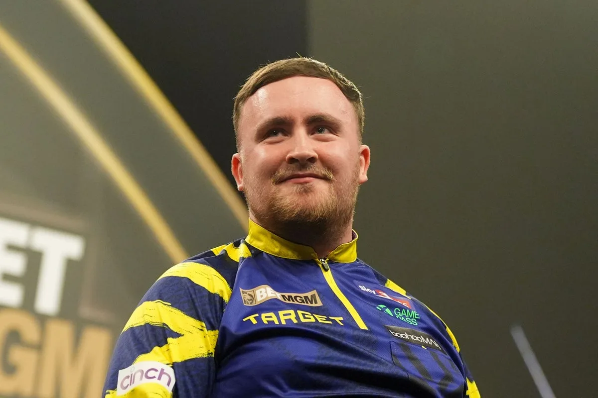 Luke Littler begins Belgian Darts Open title defence with routine win