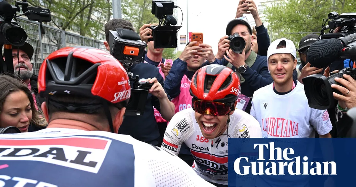 Paul Magnier wins Giro d'Italia opener as late crash mars finish