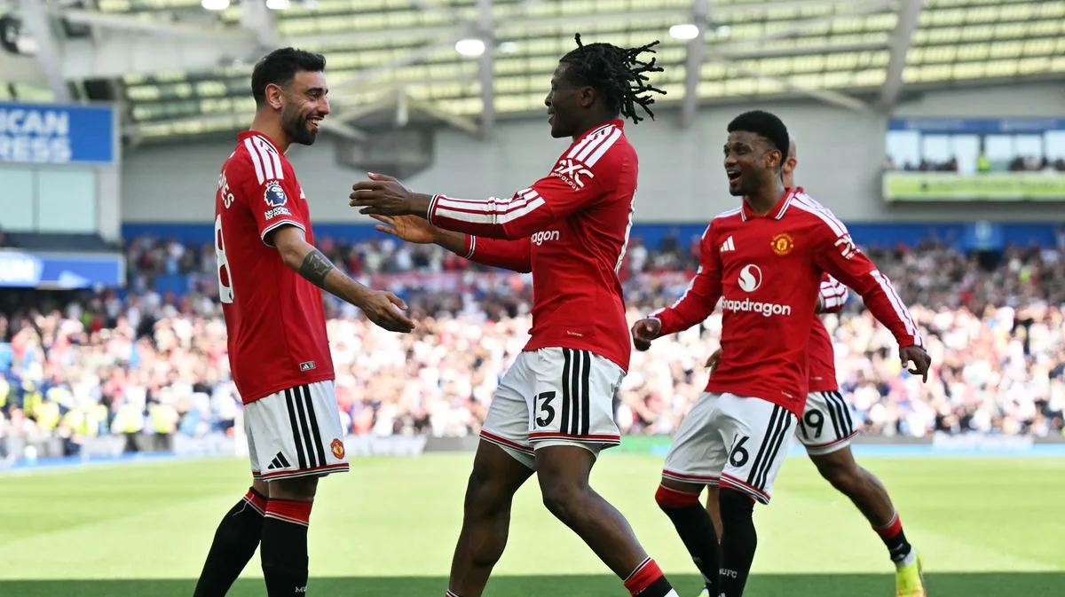 Carrick Hails Unsung Heroes After Man United's 3-0 Win at Brighton