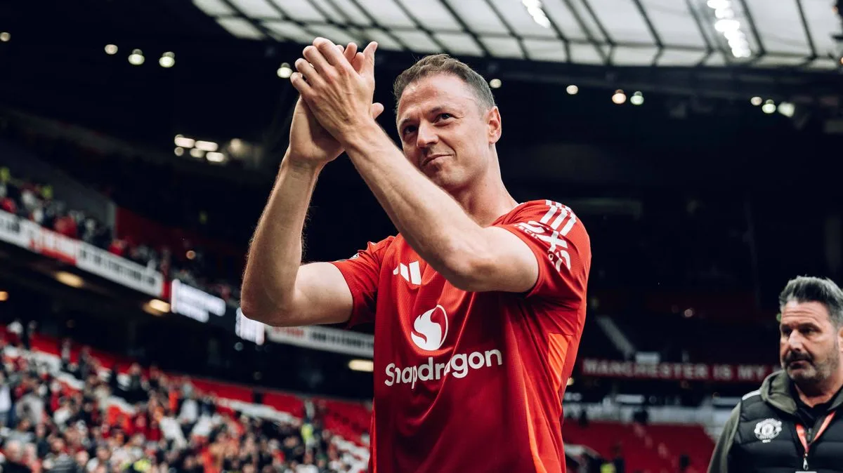 Jonny Evans Departs Manchester United Role After Six Months