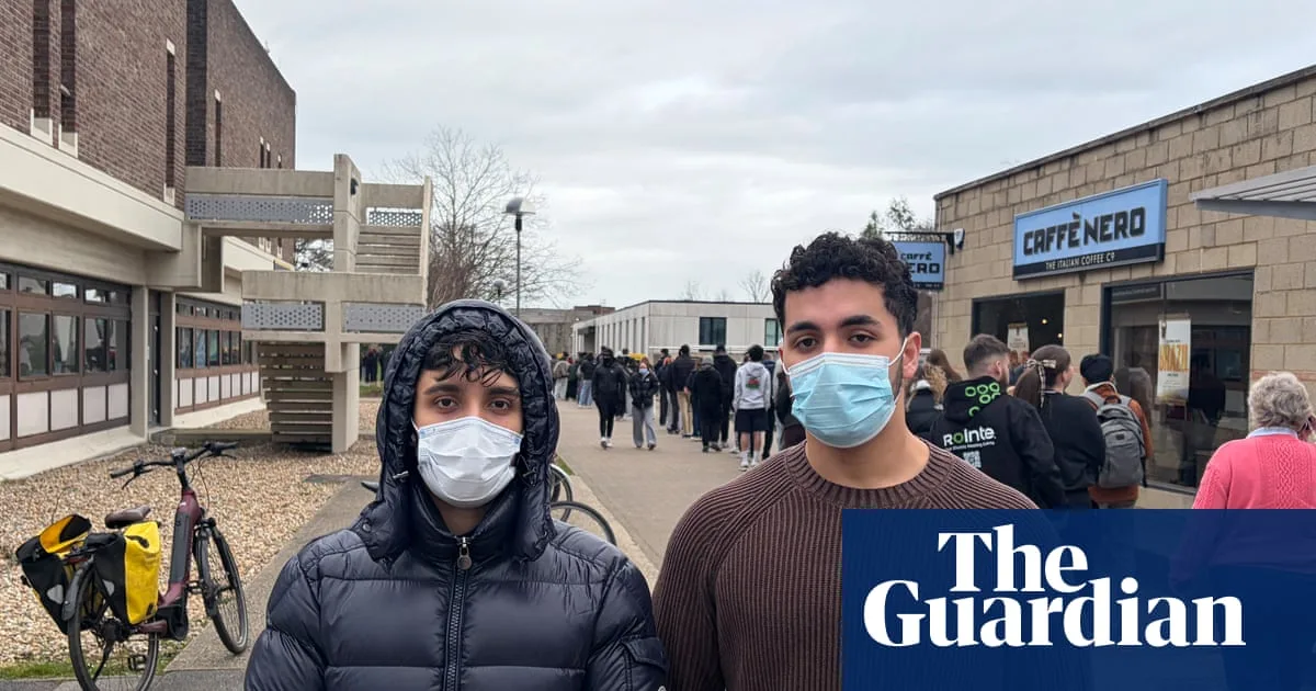 Meningitis Outbreak At Kent University Causes Student Exodus