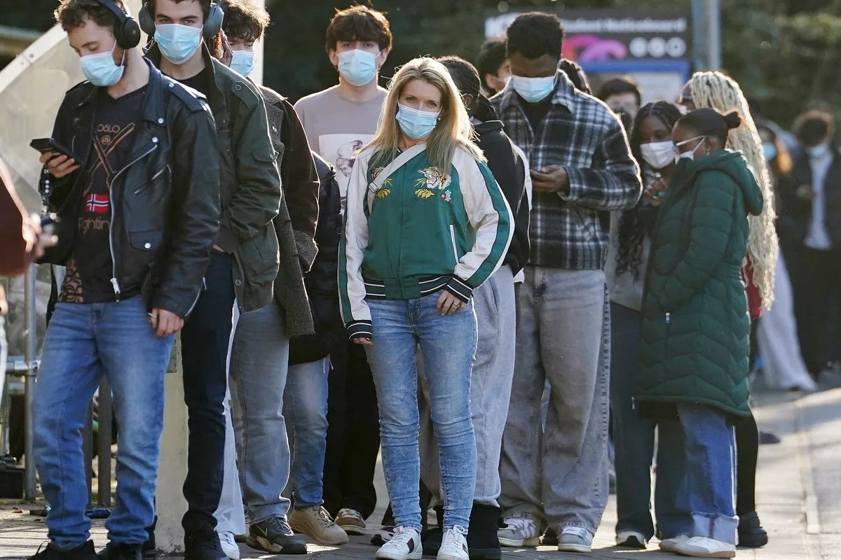 Meningitis Outbreak Spreads as Iran Threatens Retaliation