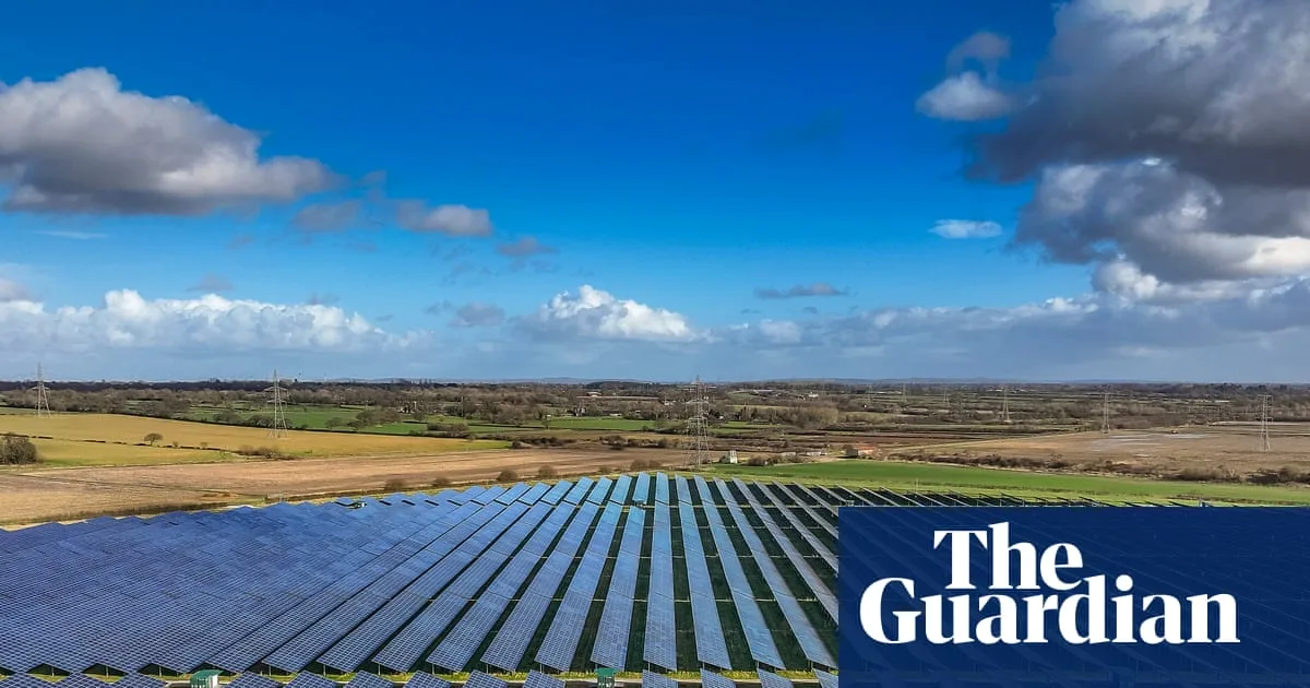 Miliband to Accelerate Net Zero Push Amid Iran Energy Crisis