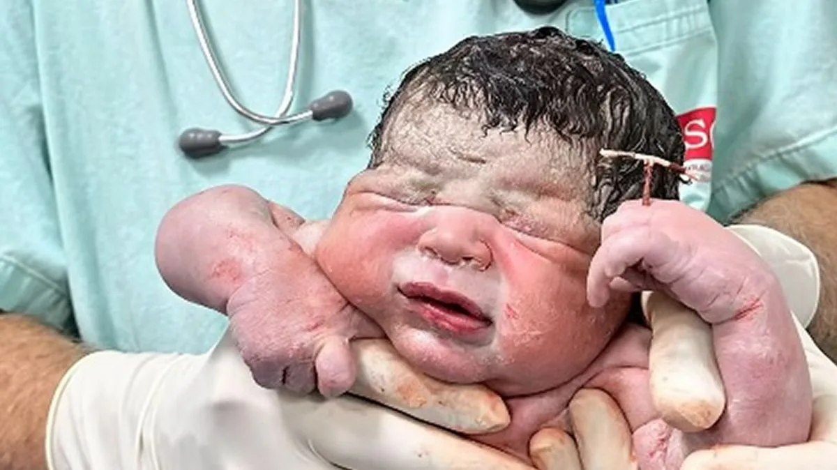 Newborn Baby Holds Contraceptive Coil That Failed to Prevent Pregnancy