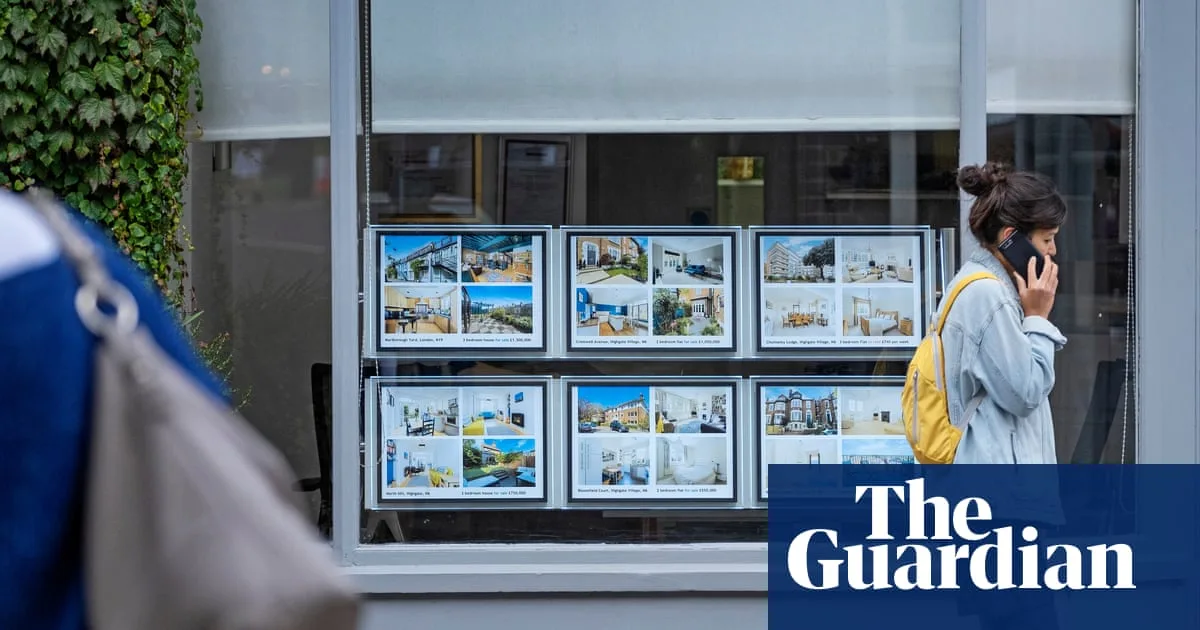 Iran Conflict Could Push Mortgage Payments Up for Extra 1.3 Million UK Households, Bank of England Warns