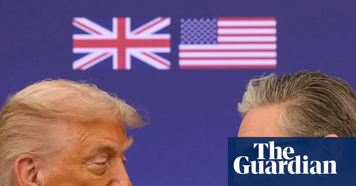 Starmer Shrugs Off Trump's Iran Insults, Citing Public Support