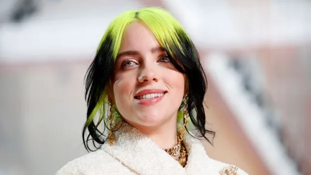 Gen Z vs Millennials: The Style War That's More Than Skinny Jeans