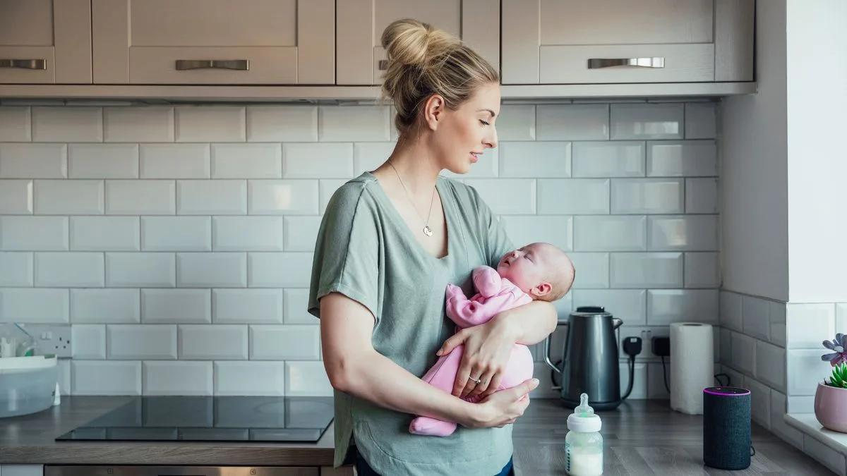 New Mum Furious as Husband Abandons Her for Golf Trip Weeks After C-Section