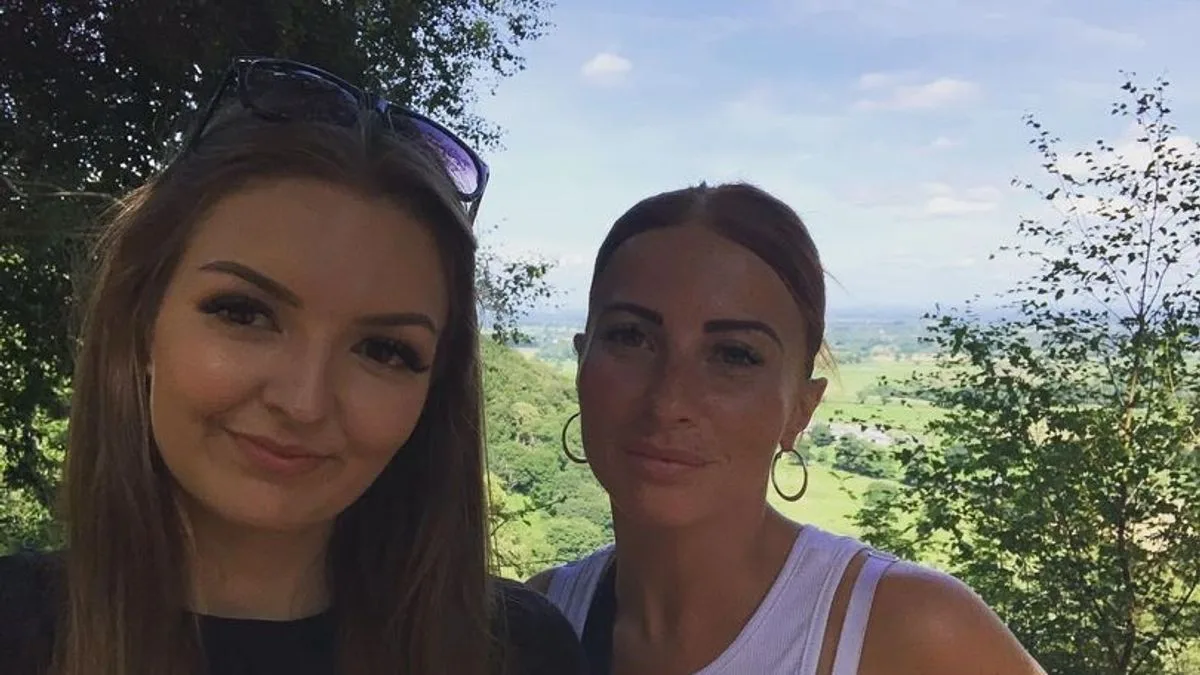 Single Mum's 'Hell' After Fire Leaves Her Homeless and Struggling to Feed Kids