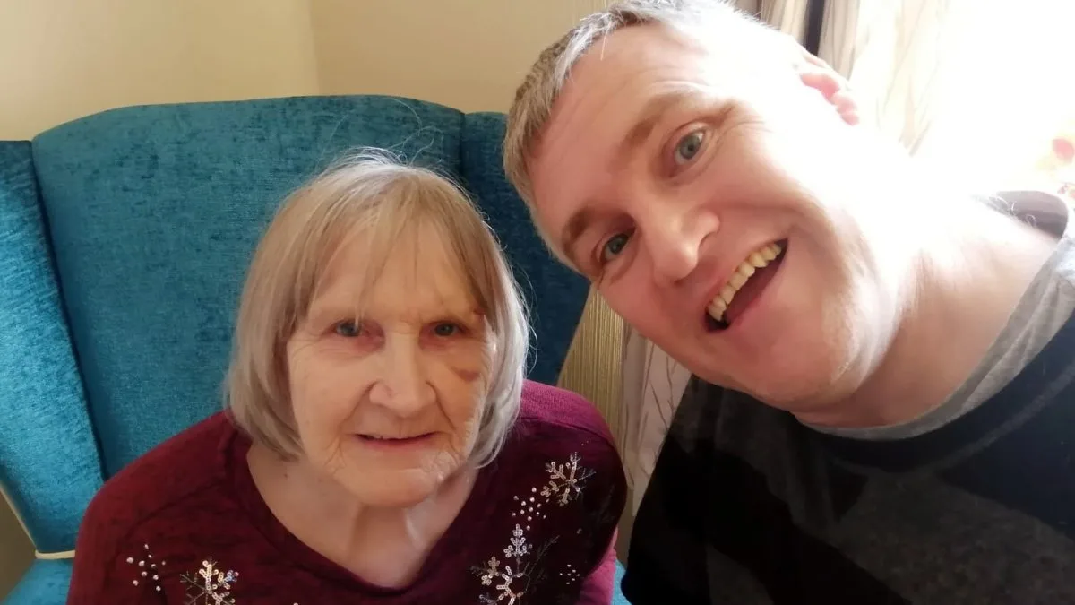 My Mother's Dementia: The Early Signs We Missed