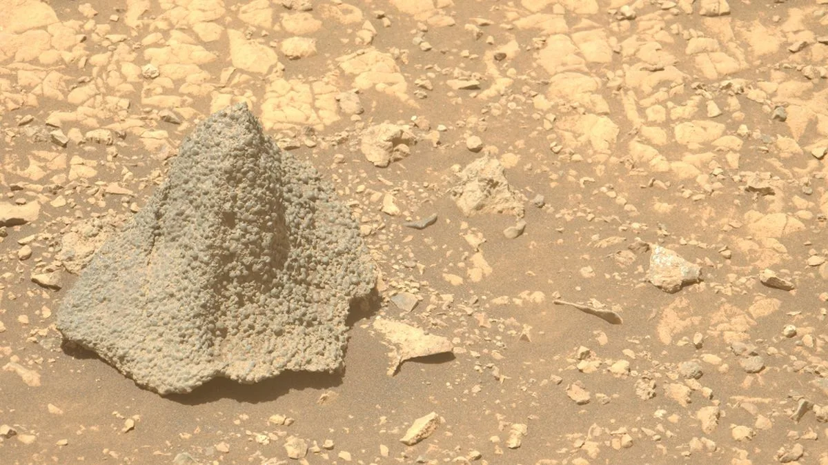 NASA's Mars Rover Spots Rock Resembling Harry Potter's Sorting Hat