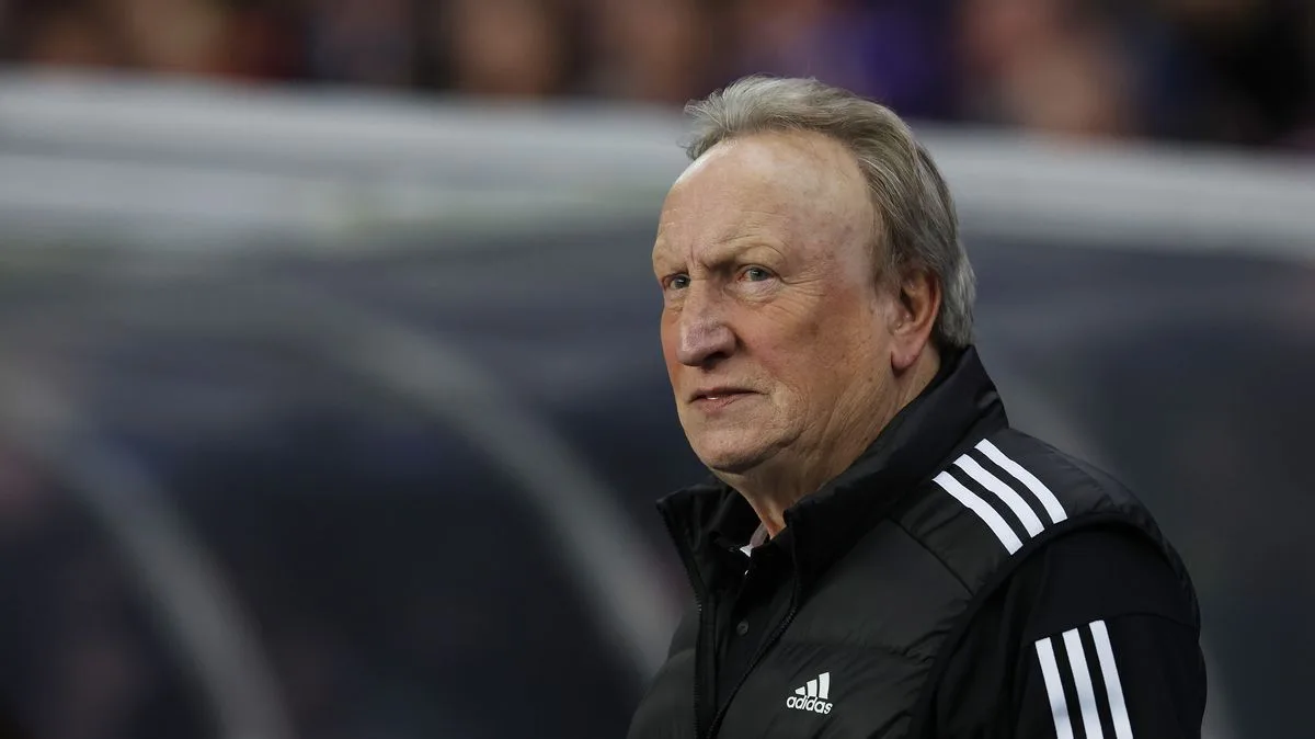 Neil Warnock to Step Down as Torquay Boss After Just Two Weeks