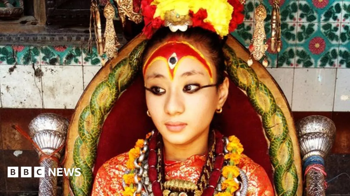 Nepal's child goddess: From divine duties to homework