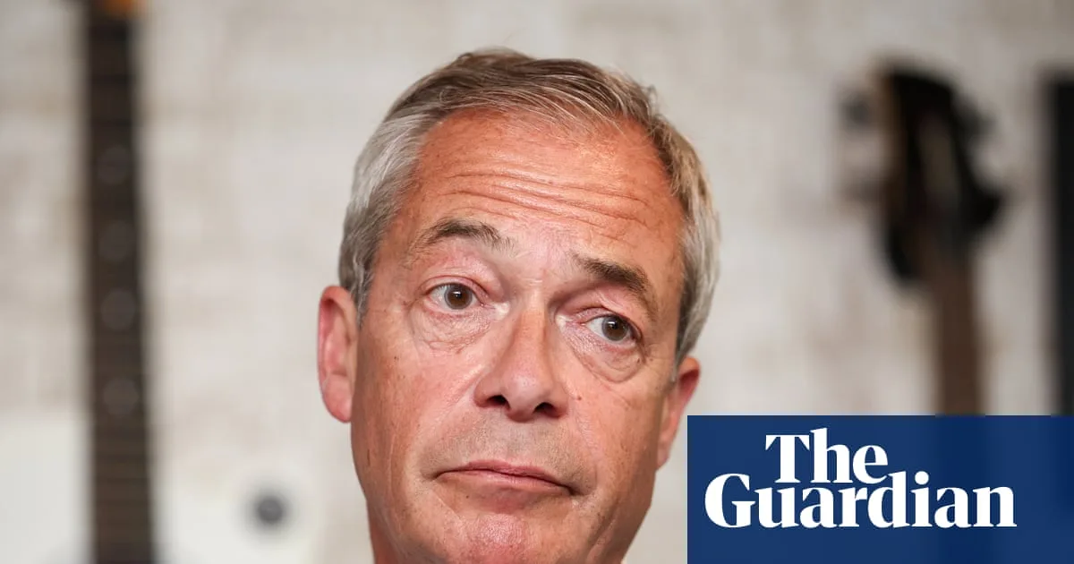 Starmer Accuses Farage of Dodging Questions Over £5m Crypto Billionaire Gift