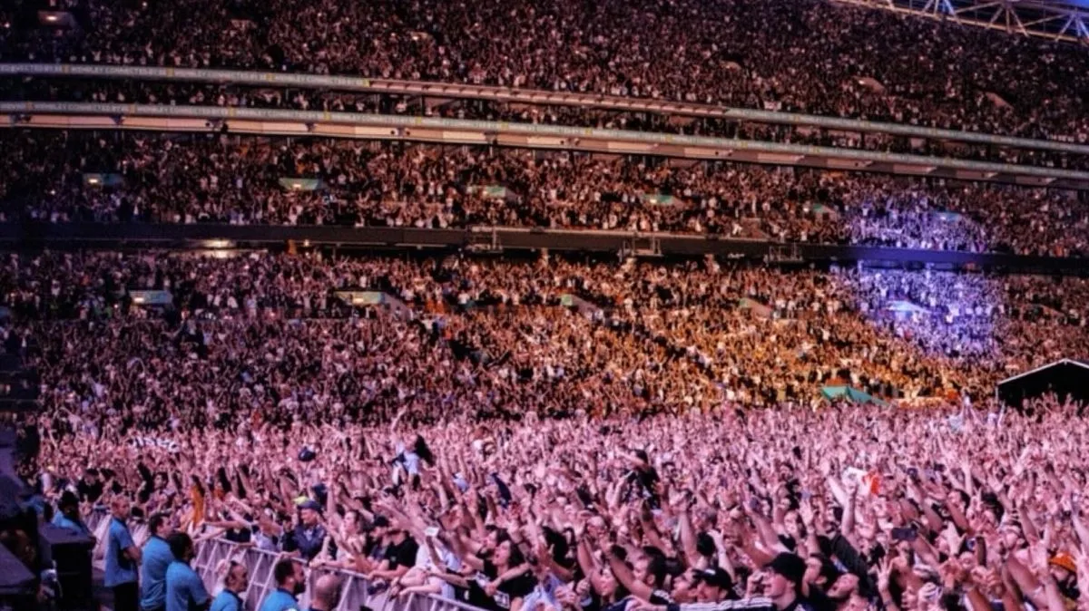 Oasis Fan Slipped on Beer Near Spot Where Man Died, Claims Concertgoer