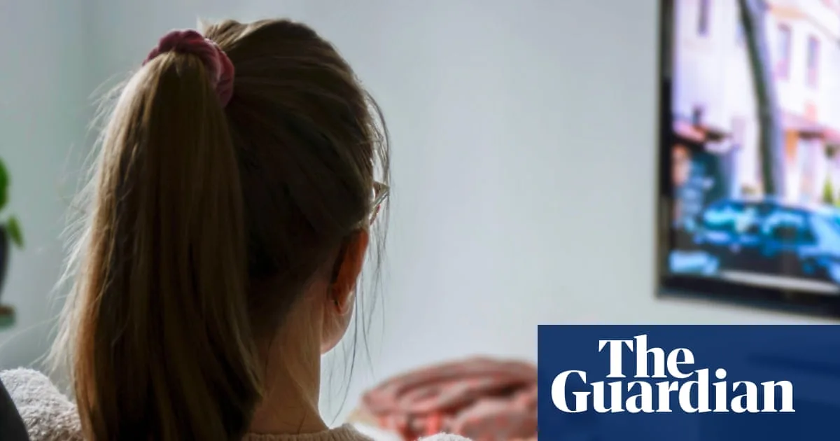 Half-Hour Sitting Breaks Linked to Cancer Death Risk, Study Finds