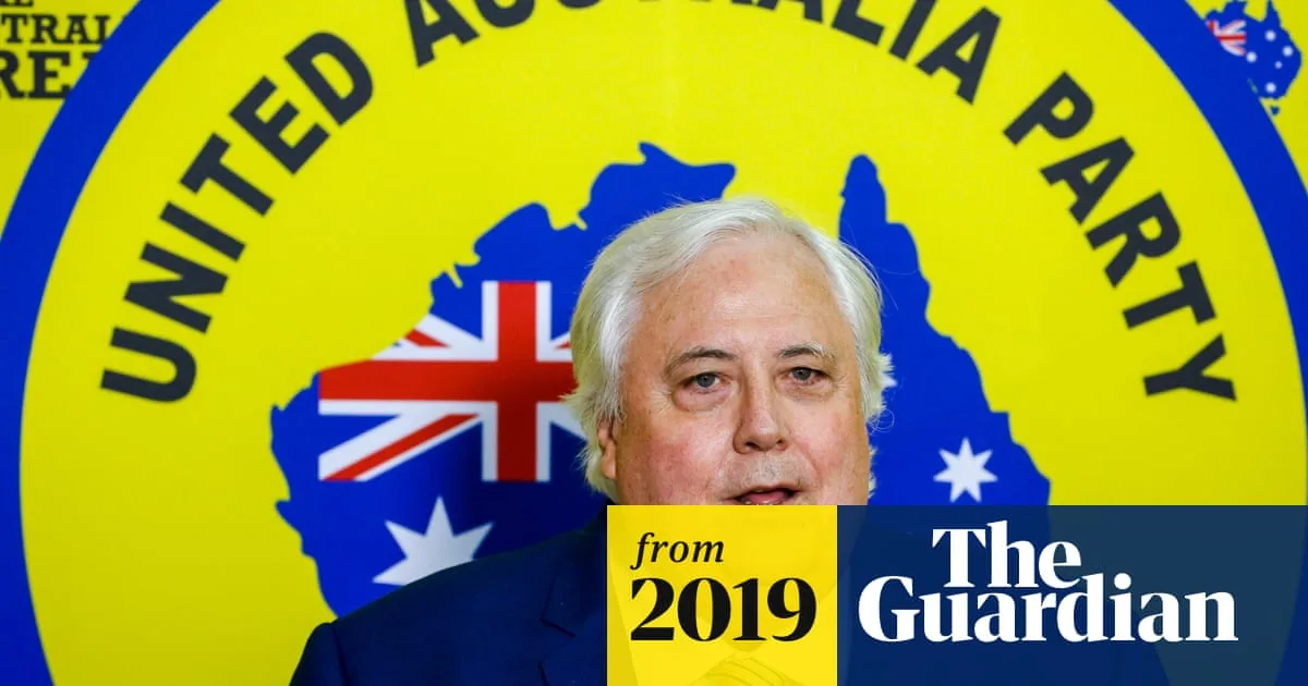 Clive Palmer funds own political resurrection with $30m campaign