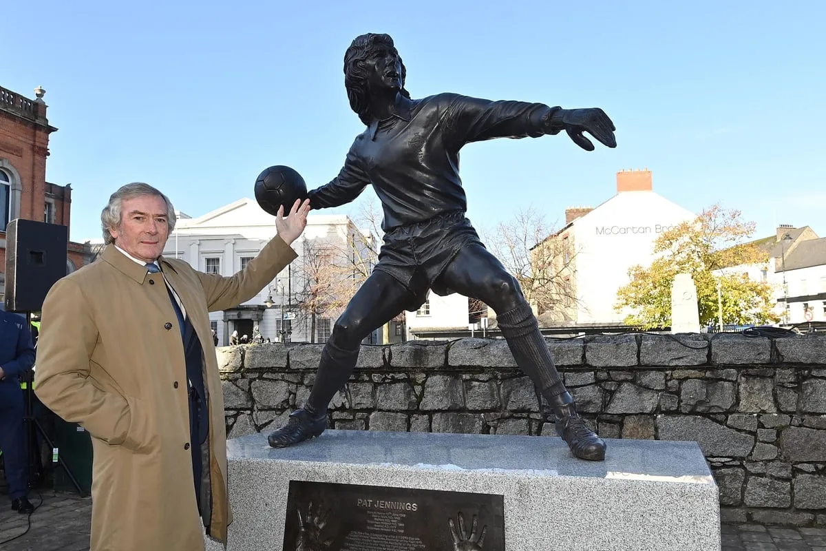 Pat Jennings Memorabilia Fetches £400,000 at Auction