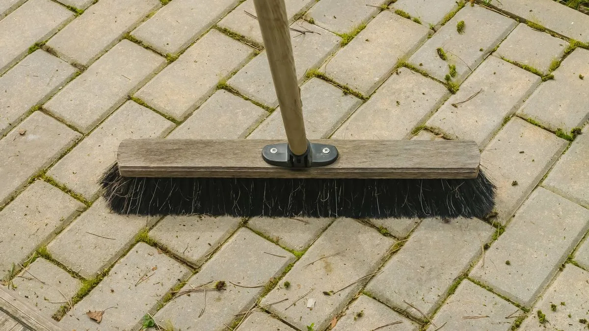 Patio Cleaning Hack Costs Just 50p Using Home Bargains Item