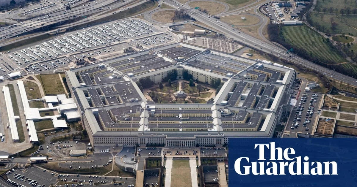 Pentagon Schools Book Ban: Students Sue Hegseth Over Censorship of Race and Gender Books