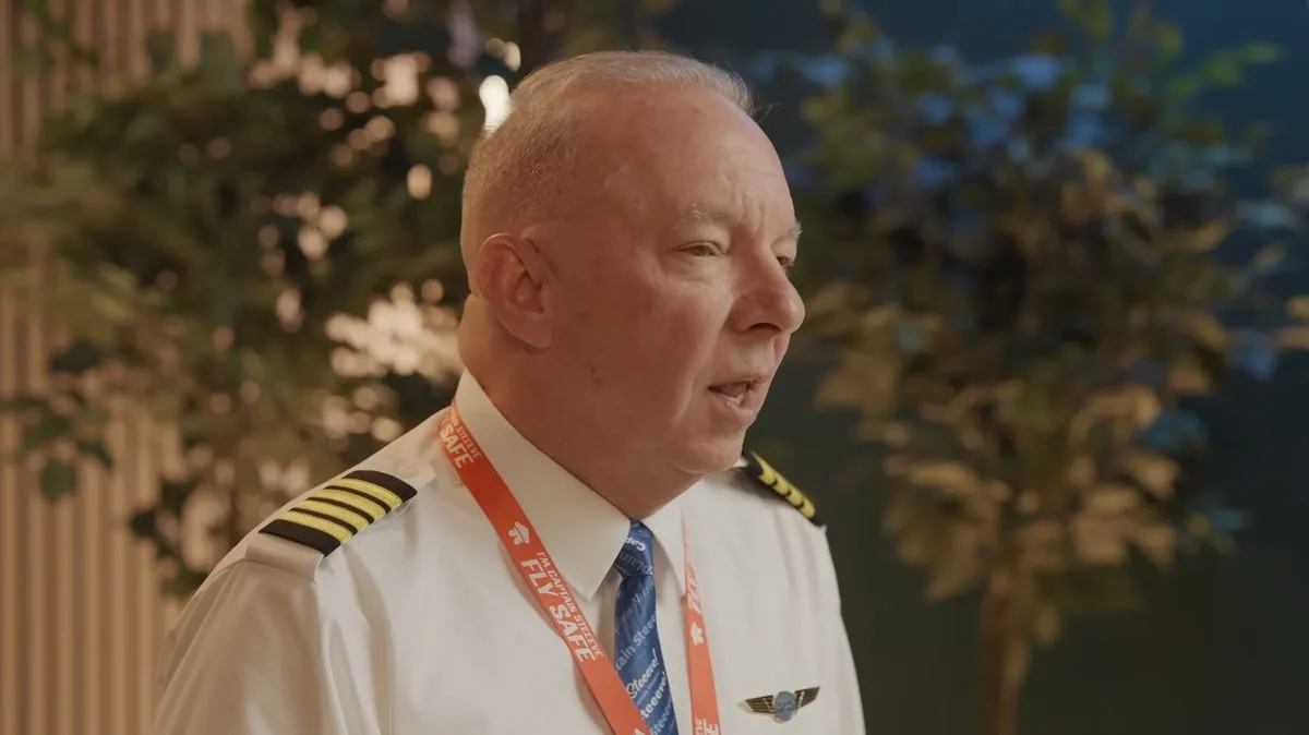 Pilot Reveals Why Airplane Mode Is Crucial For Flight Safety
