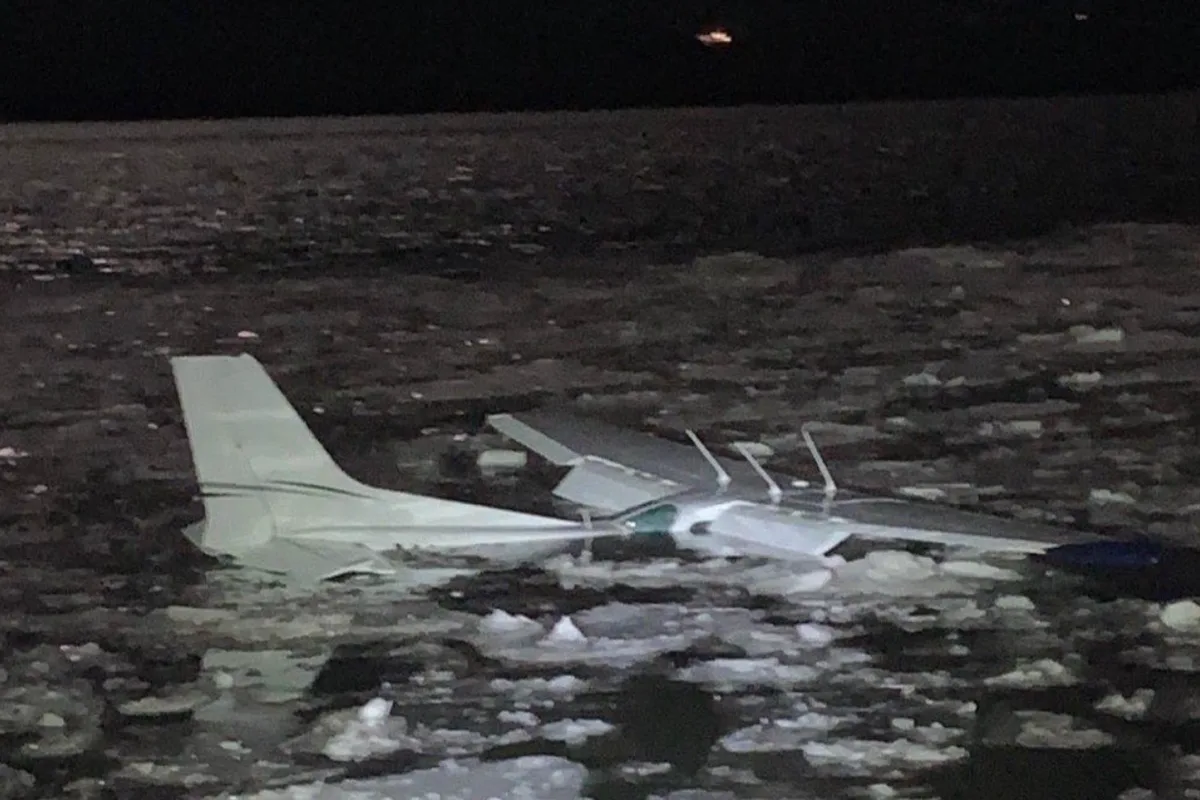 Small Plane Crashes Into Hudson River; Two Survivors Rescued