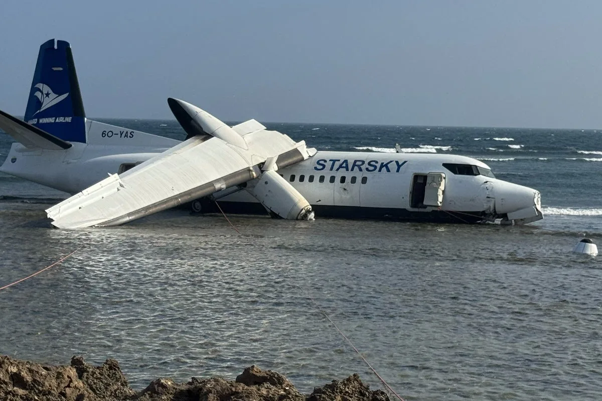 Pilot Praised After Crash-Landing Somali Plane Into Sea, All 55 Safe