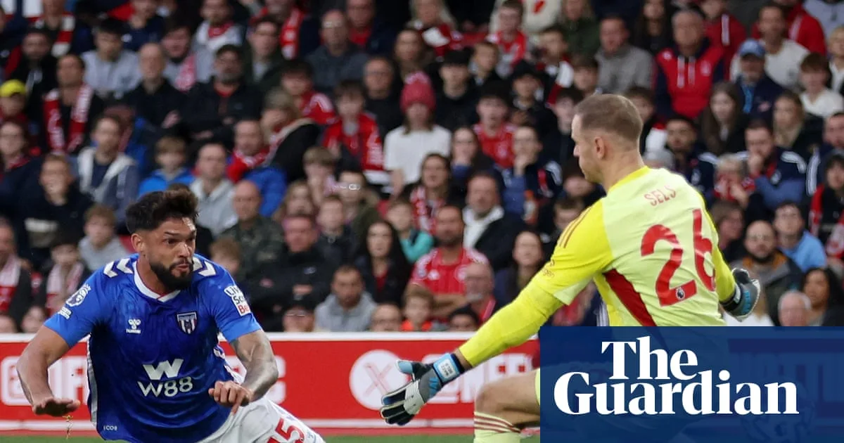 Postecoglou Laments Missed Chances After Forest Defeat by Sunderland