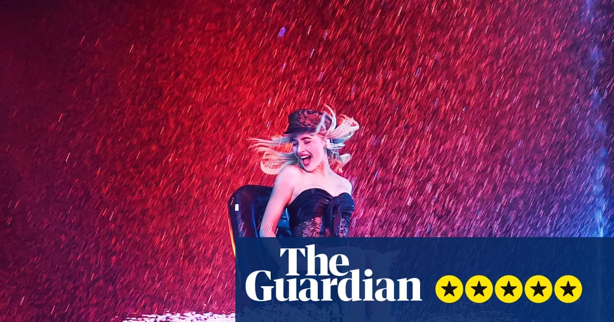Sabrina Carpenter Electrifies Coachella With Headline Set